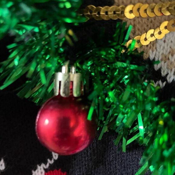 No Boundaries Juniors This Is As Merry As It Gets Christmas Grumpy Cat Sweater - Picture 13 of 14